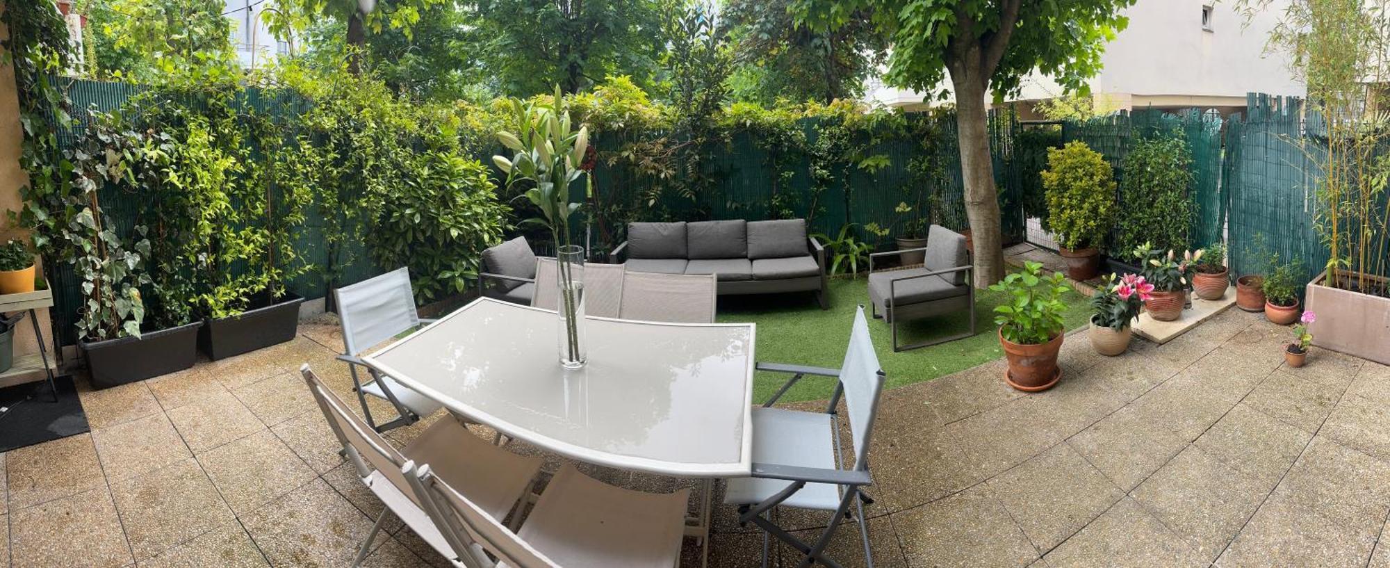 Le Jardin Du Stade By Uta House Saint-Denis  Exterior foto